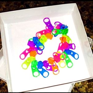 NWT! Multi-Colored Neon Zippers Stretch Bracelet